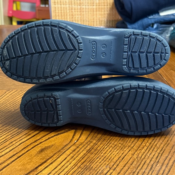 CROCS- Chelsea Freesail- Dark Blue Rain Boots - Picture 6 of 9